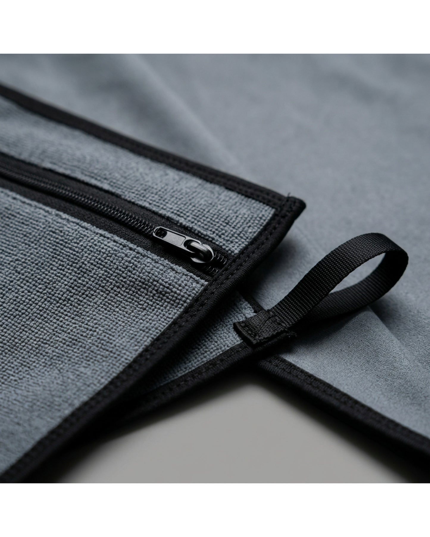 Krena Quick-Dry Gym Towel with Zipper Corner Pocket 120 x 45 cm Slate - Detail view