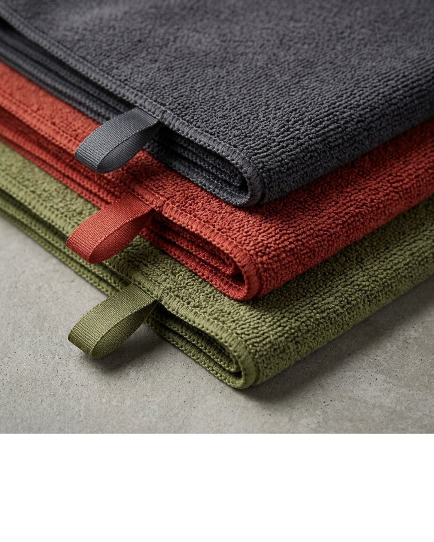 Krena Compact Training Towel Set of 3 50 x 25 cm Olive Brick and Charcoal - Detail view