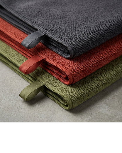 Krena Compact Training Towel Set of 3 50 x 25 cm Olive Brick and Charcoal - Detail view